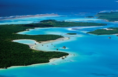 Esplorando il fascino del Giappone e della Nuova Caledonia: Mete da non perdere in un affascinante tour